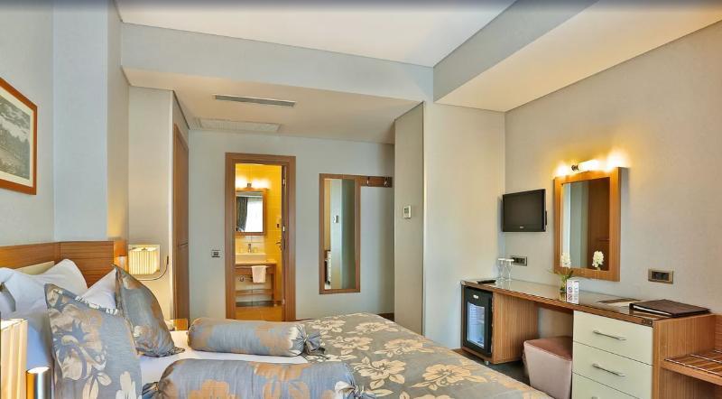 Hotel Momento - Special Category Истанбул Екстериор снимка